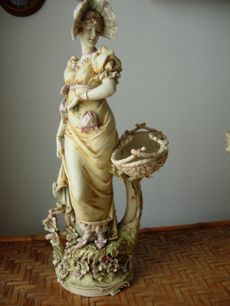 Estatuetes de porcellana de Bohemia