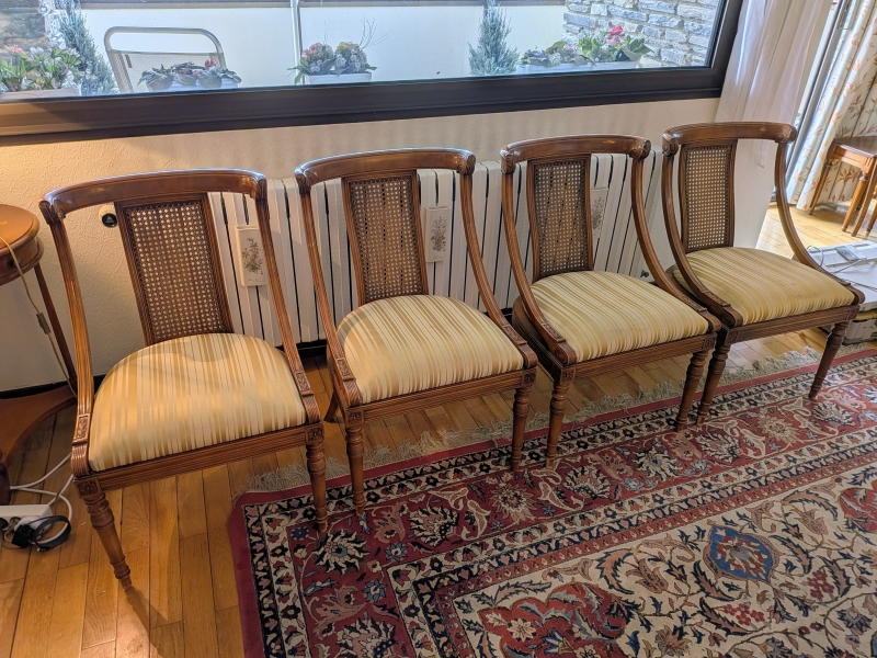 Mesa de comedor con extensión y 6 sillas